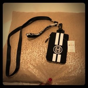 ID and change holder